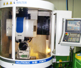 5 Axies CNC Grinding Machine